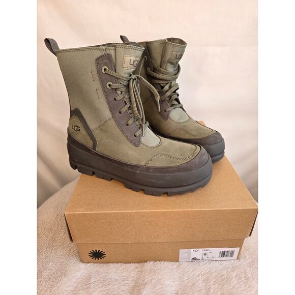 UGG Lug Combat Boots Moss Green Lace up Sz 7.5 - Picture 1 of 10